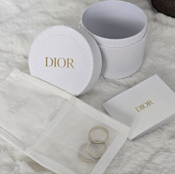 Dior Ring Set - Picture 9 of 10